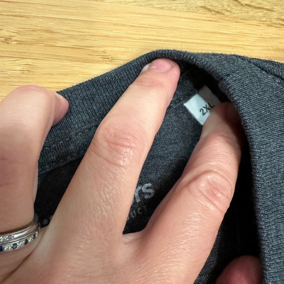 *2 for $5* EUC Mens "OE" (Olde English) shirt - Picture 4 of 4